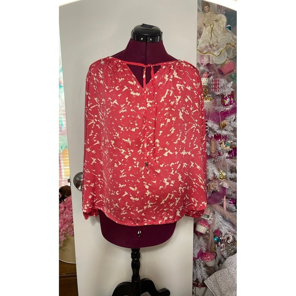 Jaclyn Smith Blouse Womens Small Pink Abstract V-Neck Tie Good Long Sleeve Top